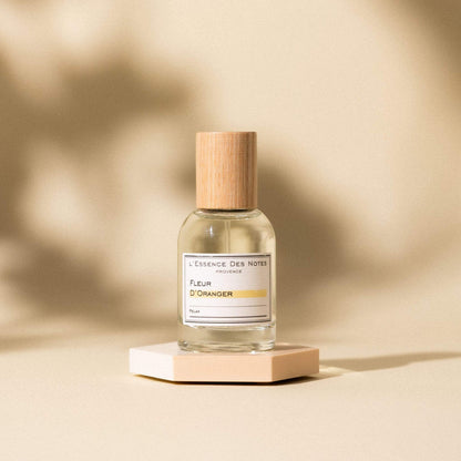 Perfume Fleur d'oranger de L'Essence des notes en fondo aesthetic