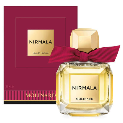 Perfume Nirmala de Molinard con caja en fondo blanco